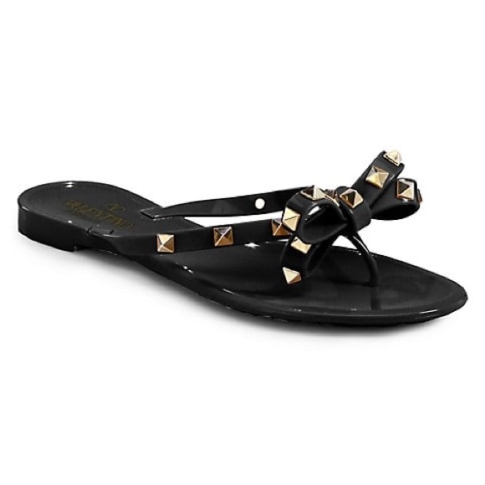 VALENTINO GARAVANI // black pvc rock stud jelly bow flip flops (39)